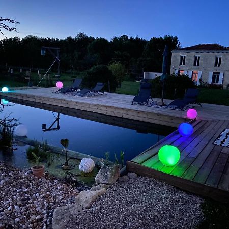 Bourg-sur-Gironde Chambre D'Hote Pres Bordeaux Au Chateau Camponac المظهر الخارجي الصورة