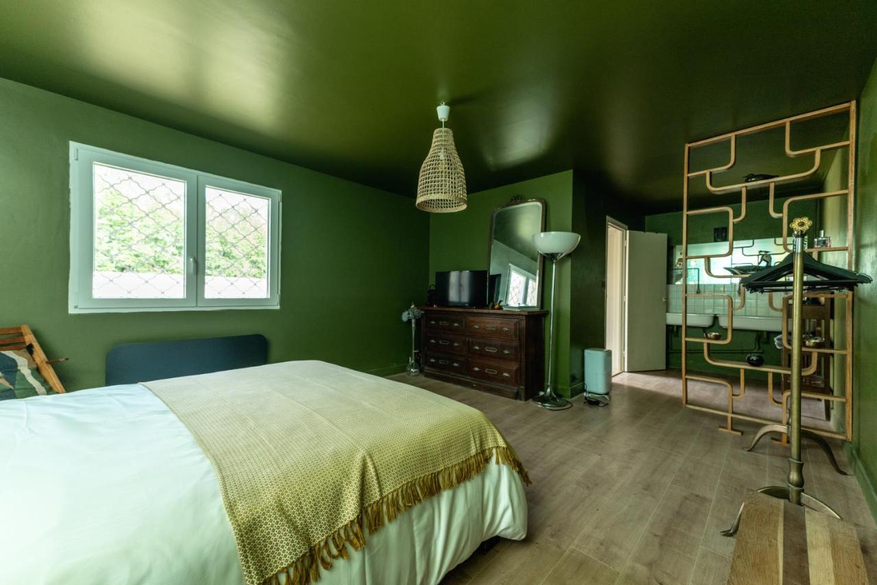 Bourg-sur-Gironde Chambre D'Hote Pres Bordeaux Au Chateau Camponac المظهر الخارجي الصورة