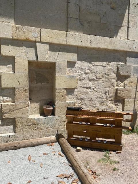Bourg-sur-Gironde Chambre D'Hote Pres Bordeaux Au Chateau Camponac المظهر الخارجي الصورة