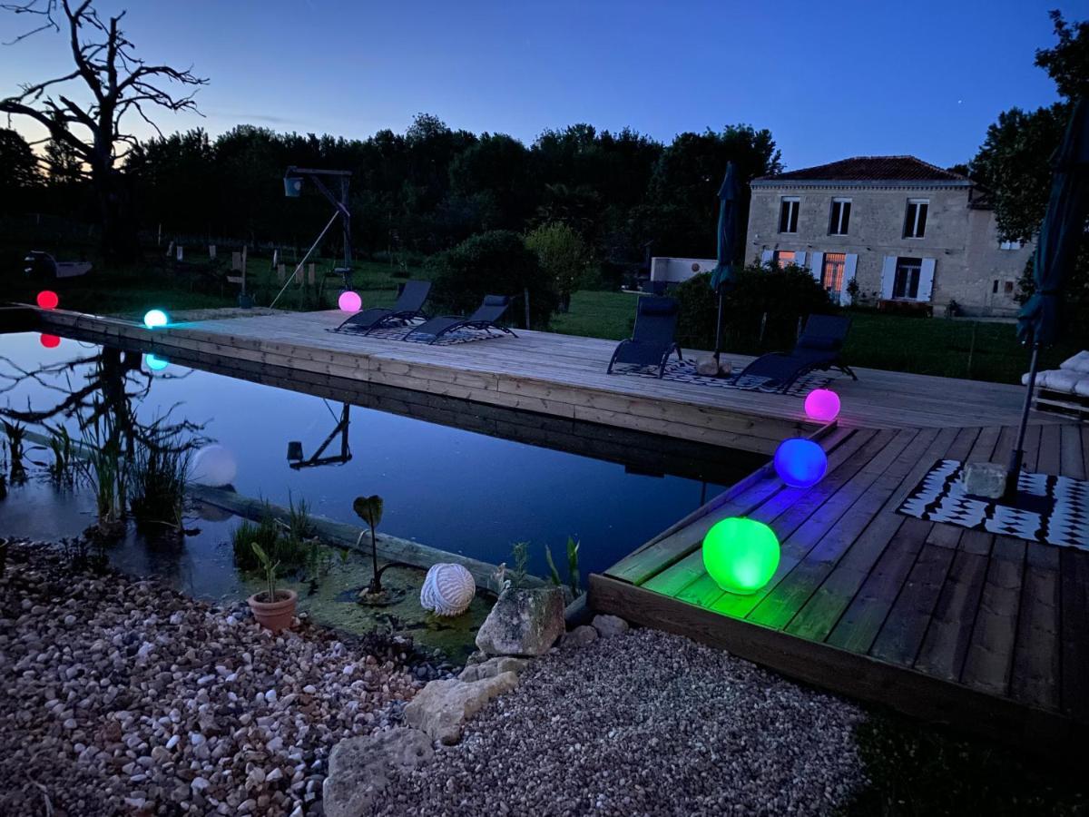 Bourg-sur-Gironde Chambre D'Hote Pres Bordeaux Au Chateau Camponac المظهر الخارجي الصورة